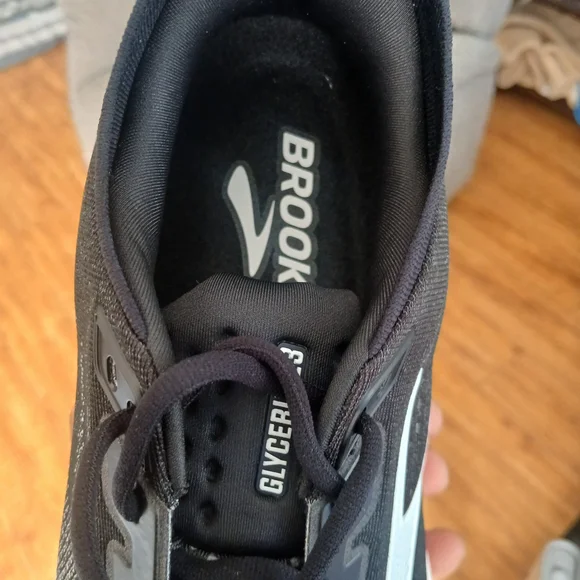 Brooks Women’s Glycerin GTS 23 Supportive RunninBrooks Men's Black Running Shoes - Picture 13 of 14